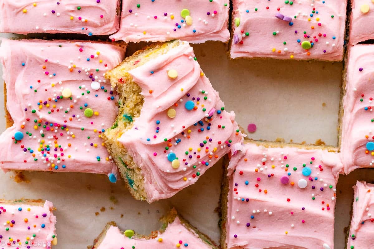 tika_simplicity's tweet photo. Sugar Cookie Bars https://t.co/xq9U4xLoUc #baking https://t.co/uMinpZXWHK