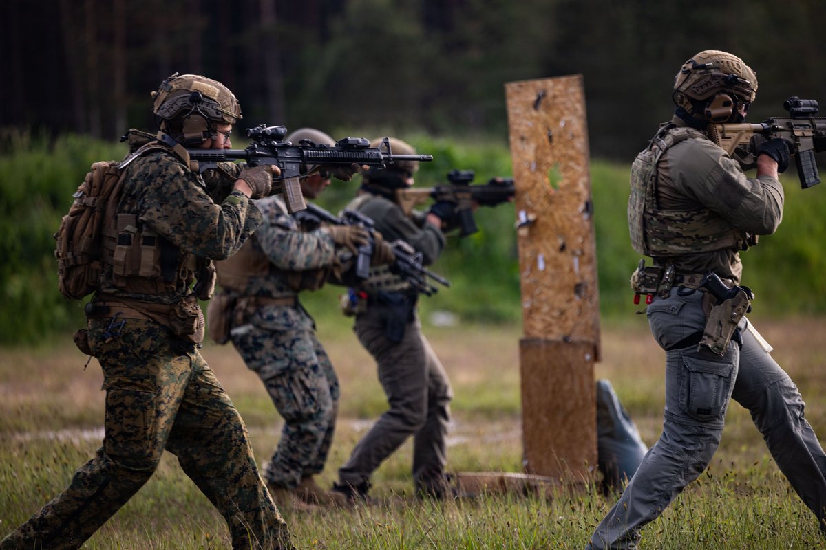 USMCFEA's tweet photo. U.S. Marines, Portuguese special forces &amp; Lithuanian sailors ran fire and maneuver drills during BALTOPS 26 in Latvia. 

#USMC #Marines #NATO #OTAN #BALTOPS26 #Latvia #Portugal #Lithuania https://t.co/v9RDln1O36