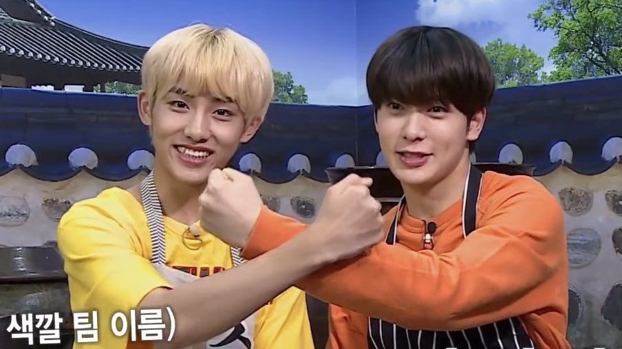 softiwaii's tweet photo. For sure will miss orange lemon cross 🍊 🍋 https://t.co/gghAh4cGYq