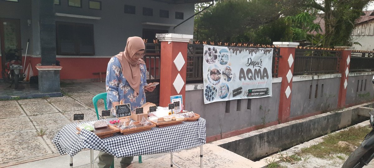 AlatinoAkbar's tweet photo. Jualan di depan rumah
Jangan lupa like &amp; subscribe iya

https://t.co/a2oSaM0Ktu

#kue
#jualankue
#kulinerpalangkaraya
#jajananpalangkaraya
#kuliner https://t.co/yf7xyDgTEX