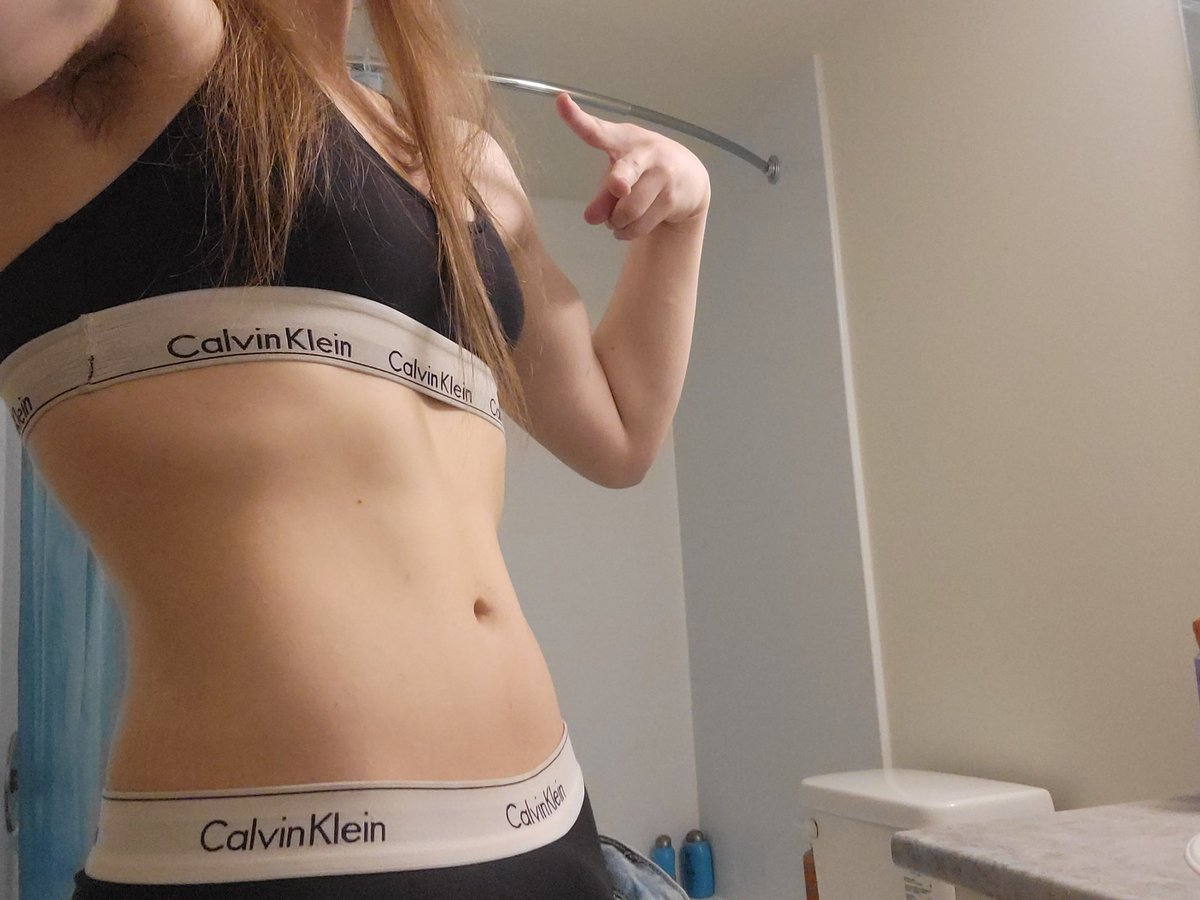 PUPPYGIRLBPD's tweet photo. bwaaahhh I missed tummy yuesday ;-; https://t.co/IGF4wqzPuY