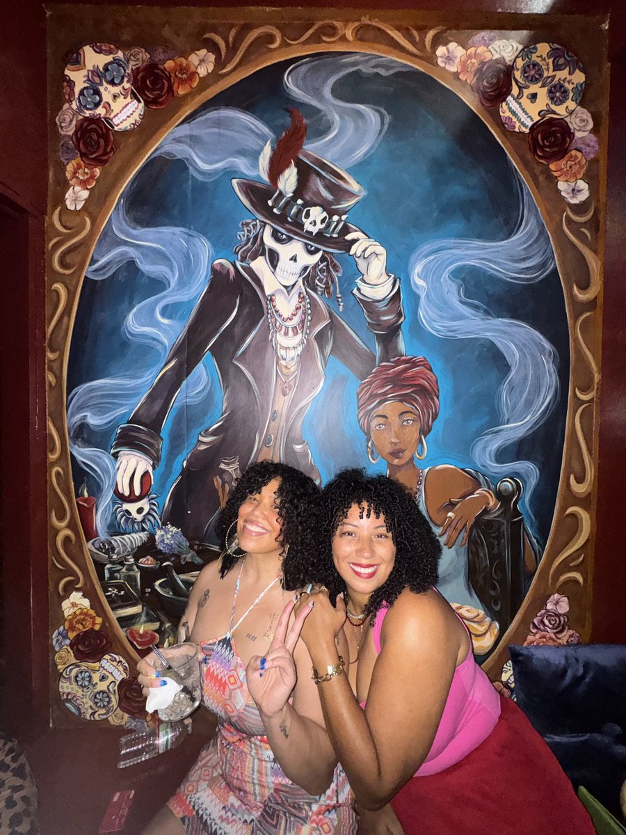 ATripWithJudi's tweet photo. A family affair. ✨

#Creole #Cajun
#NewOrleans 
#Happy4thOfJuly 

🎇 https://t.co/9b8o78bIcb