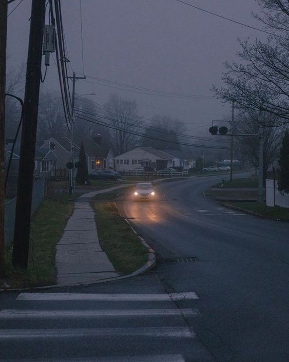 outsidercore1's tweet photo. long road to somewhere https://t.co/ptfwEhxMKo