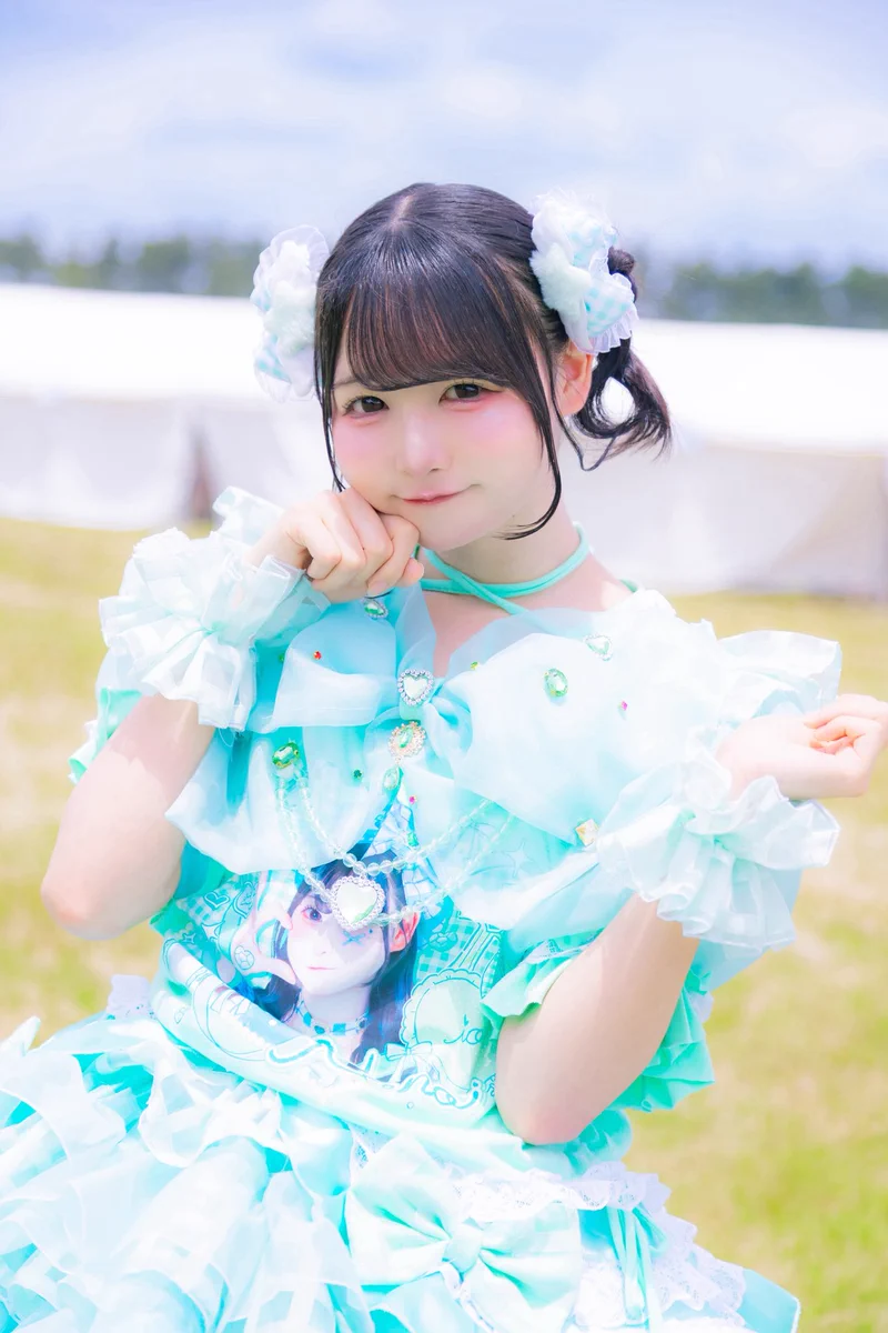 HMs-9PKagAACAIW?format=webp&
