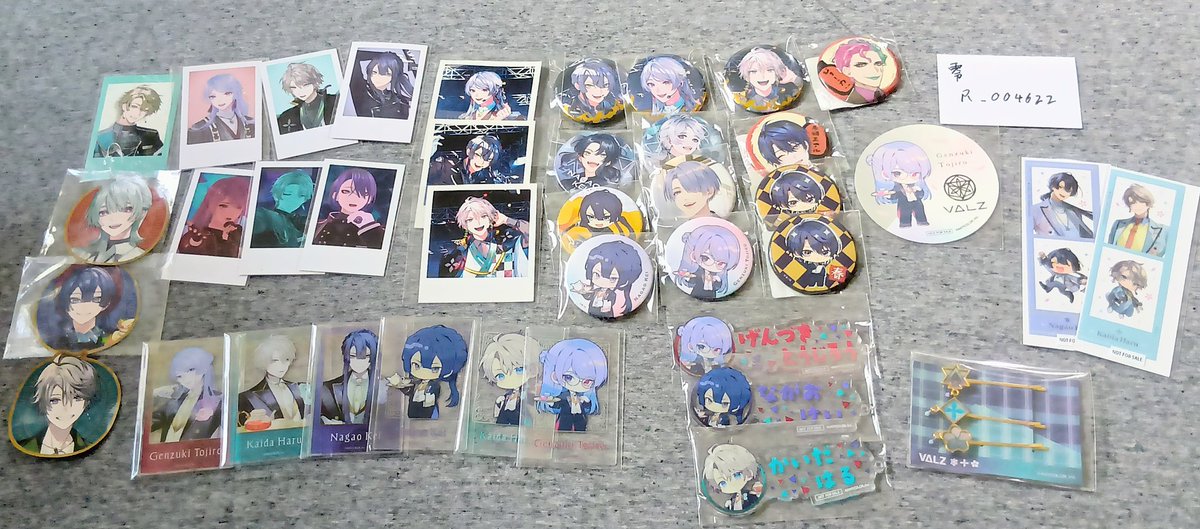 R_004622's tweet photo. 【買取】にじさんじ にじフェスクリアカード ASAP  VΔLZ ろふまお にじさんじチップス   

譲<1枚目～5枚目(☯️、🌞、🎻🛵等)

求<定価もしくはご希望額

(PayPay、メルカリ、銀行振込対応可能)
⬛️印の物は複数枚ございます。

5点以上のお取引で当方が送料負担致します
お気軽にお声掛けください！ https://t.co/bguQY4c6Jz
