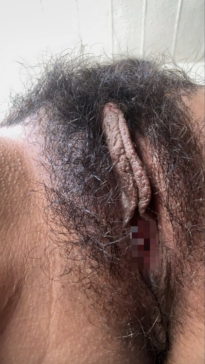 v_x_venus's tweet photo. Wanna make out with my labia https://t.co/5MTTs0ihUh