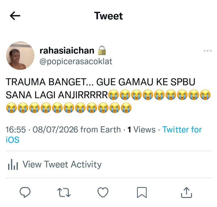 luv_channa's tweet photo. — Kost Artis | 1 Hari 1 Kejadian 

edisi : ichan trauma sama SPBU 

Seventeen AU as anak kost https://t.co/O8hO6ZqsXV