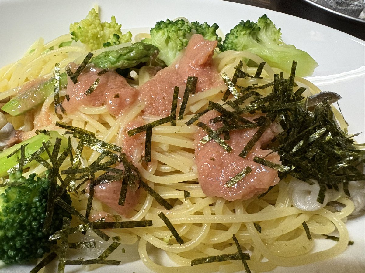 kitokaze2008's tweet photo. たまーに
どーしても食べたくなる…
たらこのパスタ
野菜もしっかり食うよ https://t.co/LqtQ2M2Fwa