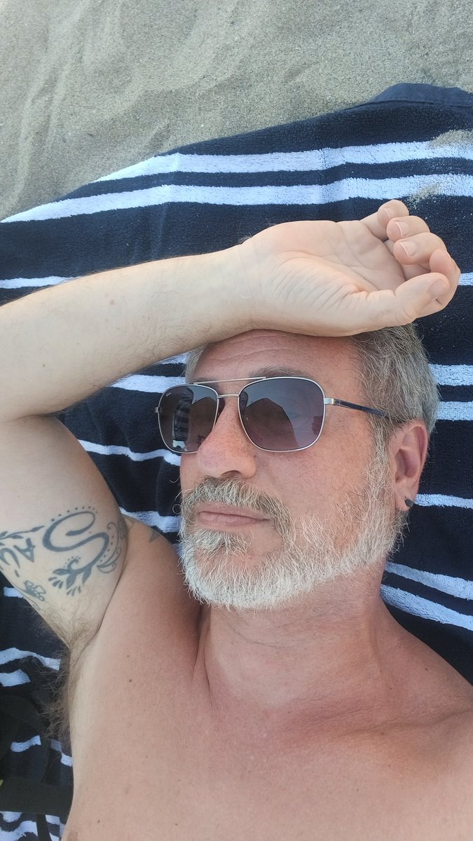 Cisco_Gaba's tweet photo. En la Gloria Bendita 🥰
#nsfw #onlyfansgay #silverfox #gaysex #gayporn https://t.co/zGsimHBVnF
