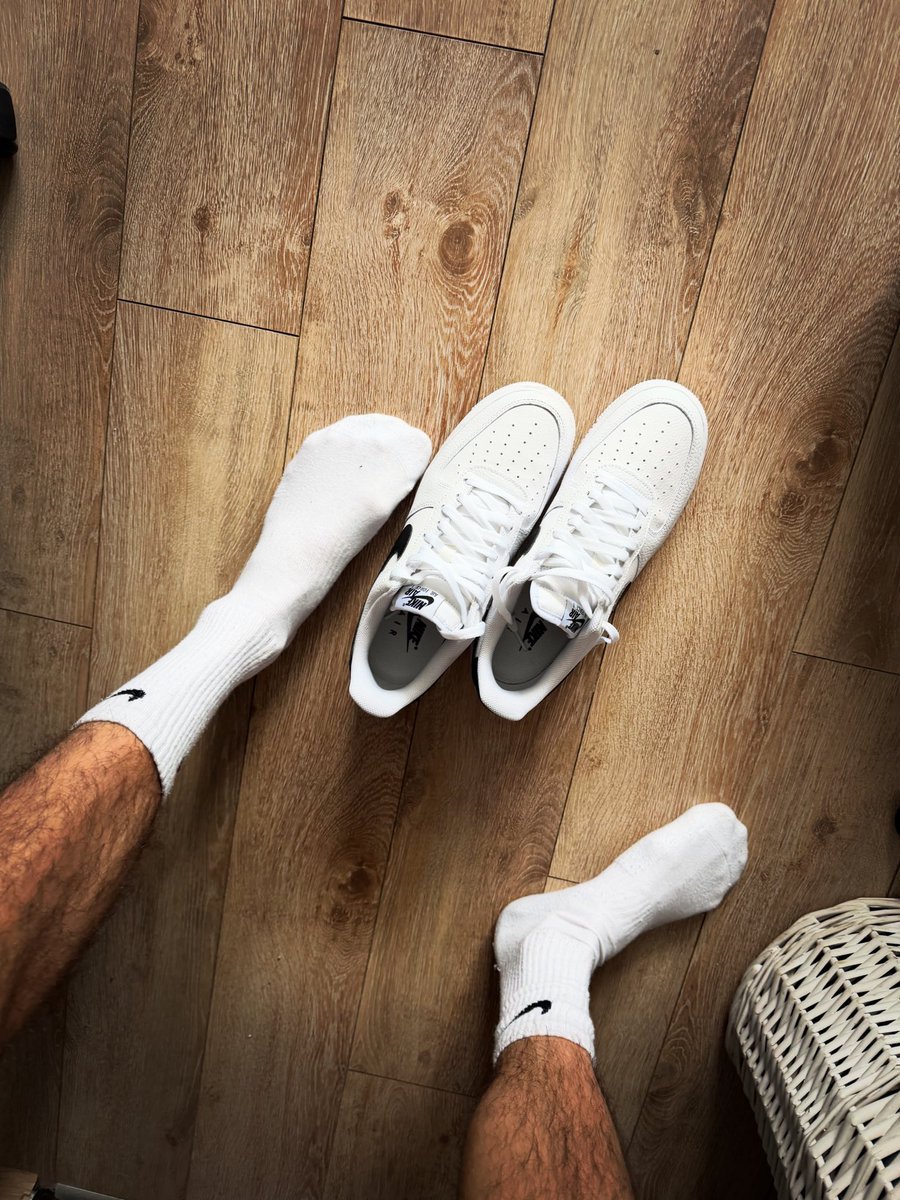 lukemaster97's tweet photo. Kocham swoje Nike’i 🔥🥵 https://t.co/VFHy4Wphtn