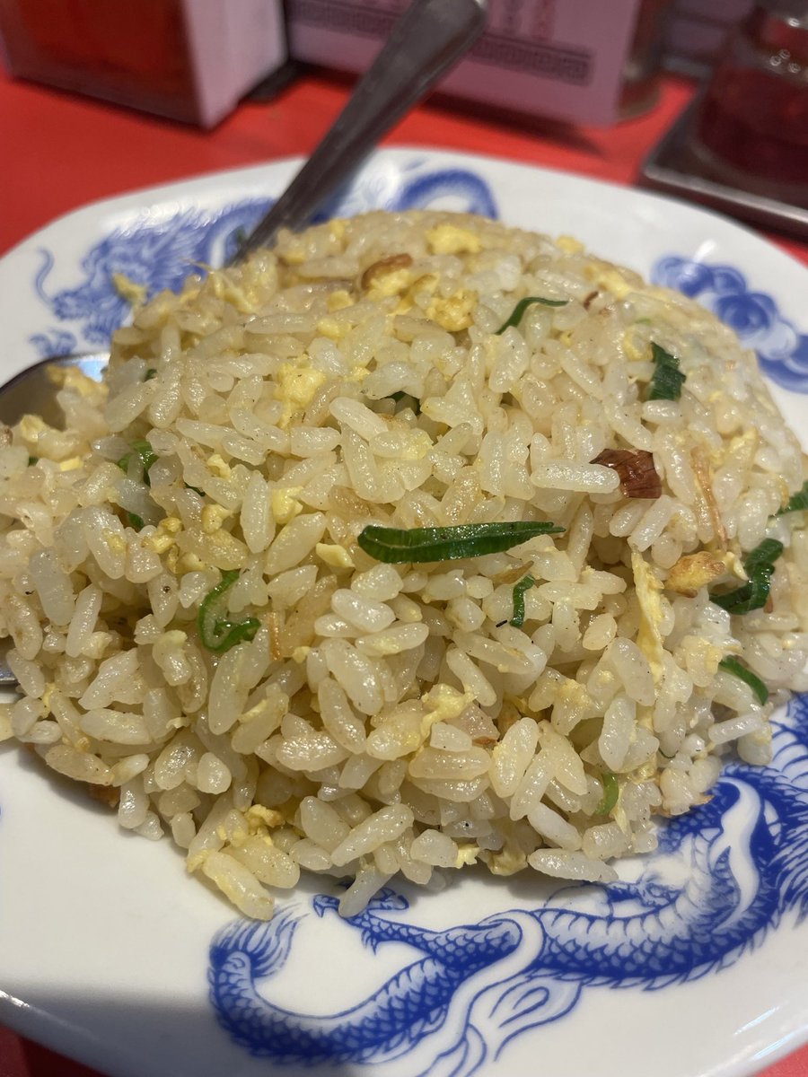 smaririn1986's tweet photo. 恵比寿 大龍軒
恵比寿駅/中華料理
やみつきミツキルリ
アコライブ帰りに寄ったお店　
名物海老ちゃんタン麺＋チャーハン
海老好きの私はドストライク
チャーハンはやや甘めの醤油ベース
大島さん家のアコライブ後は一択
オススメ度🦐🦐🦐🦐
#大島さん家のアコライブ
#恵比寿大龍軒
#ミツキルリ https://t.co/zLUXsCvAoE