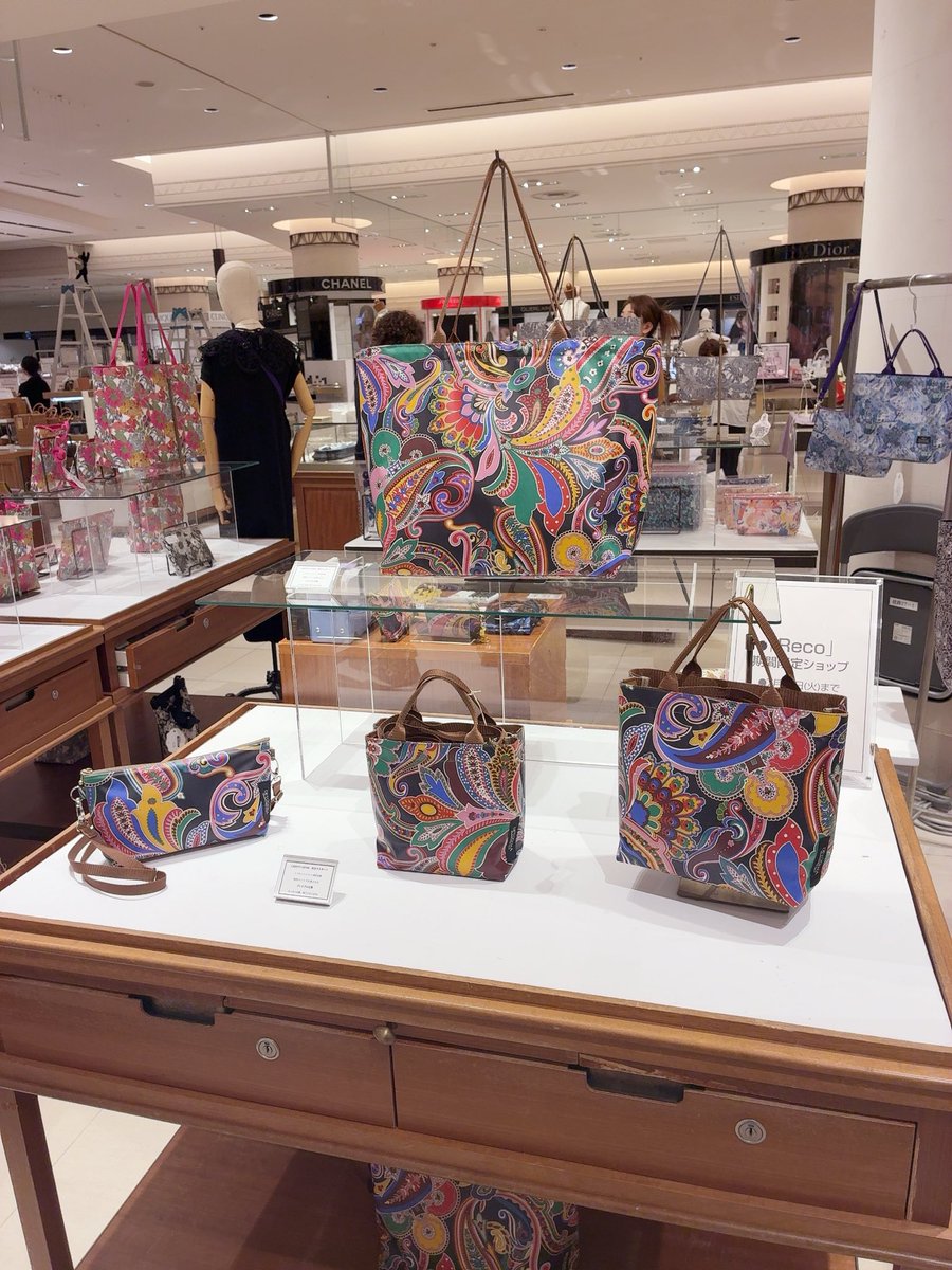 PrintReco23513's tweet photo. 西宮阪急2階でPOPUP開催中です✨

たくさんの柄をご用意してお待ちしております。
お気に入りの一点を見つけていただけたら嬉しいです😊

📍西宮阪急2階
📅7/8〜7/14 https://t.co/1OyGL7s2uy