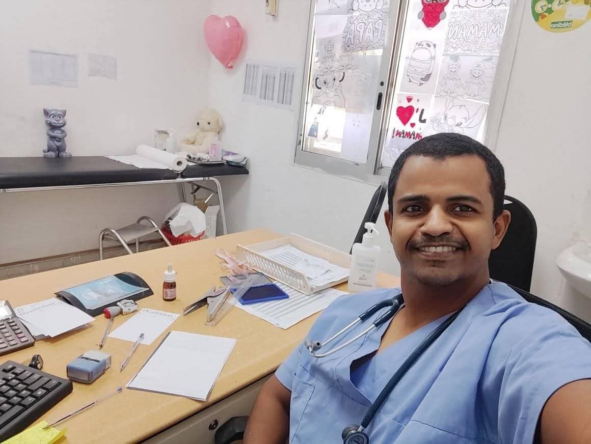 InstitutInspd's tweet photo. Communiqué de condoléances

L'Institut National de Santé Publique de Djibouti (INSPD) a appris avec une profonde tristesse le décès du Dr Mouchtak Nabil, pédiatre.

Inna lillahi wa inna ilayhi raji'un. https://t.co/cGdbC3QJQV