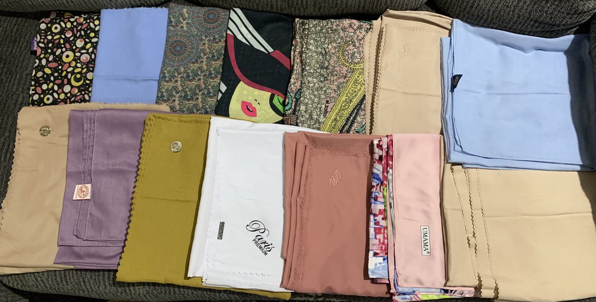 jungs__'s tweet photo. Preloved kerudung segi 4 umama,elzata dan sanasya, beli 1 10.000 beli 3 25.000 https://t.co/Ra0J1Gwvvv