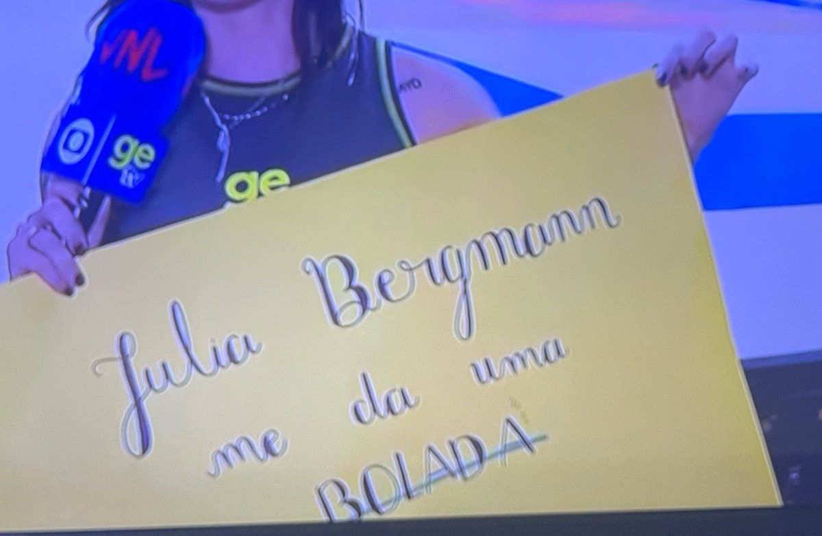deisyannemahone's tweet photo. A maior ruiva do mundo 

#VoleiNoSporTV https://t.co/ZKKJW3z49U