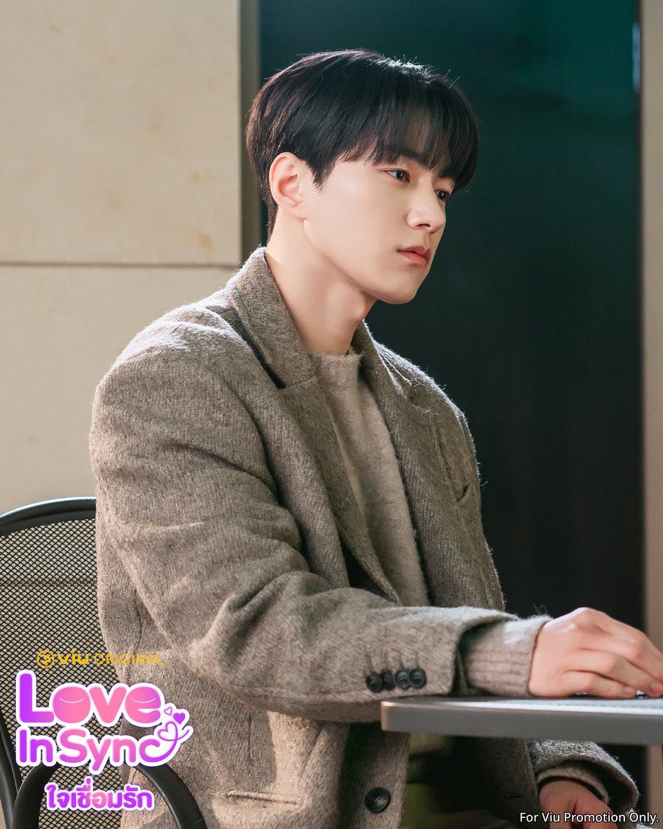 Viu_TH's tweet photo. ช่วงนี้จิตใจว้าวุ่น มาหาคุณหมอชาอึนฮวาน กันได้นะทุกคน 

▶️ #LoveInSync #ใจเชื่อมรัก ดูได้ที่ Viu https://t.co/cP3ikJcclm

#Viuอ่านว่าวิว #ViuดูฟรีบนTV #ซีรีส์เกาหลีที่Viu #ViuOriginal https://t.co/PYyW3QsKFs