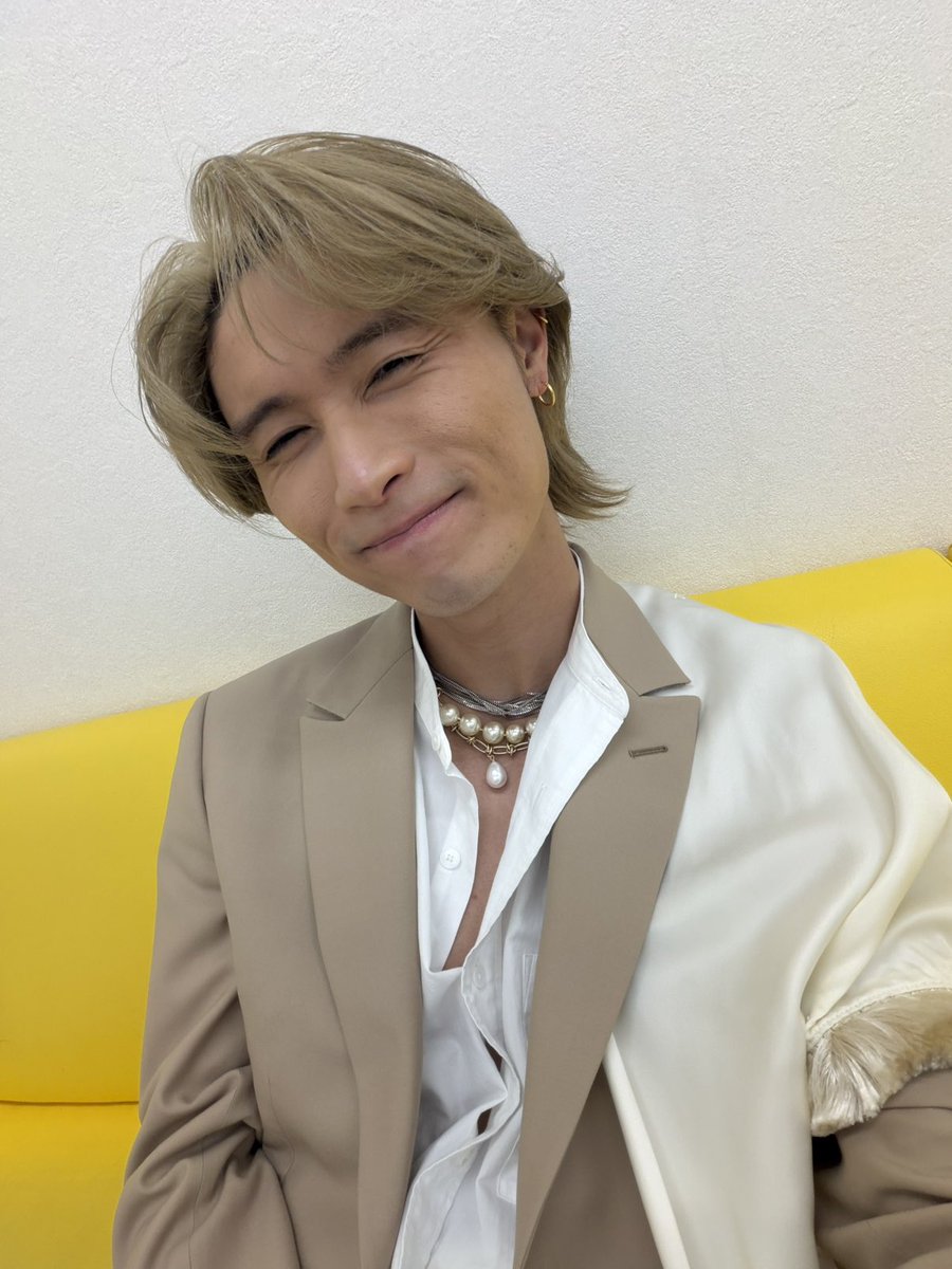 abcz_official's tweet photo. マジマジックいっぱい見てほしいです😌🥰
まもなくっ！！

はし

https://t.co/PkmVX7RszJ https://t.co/frC7Kn03WX