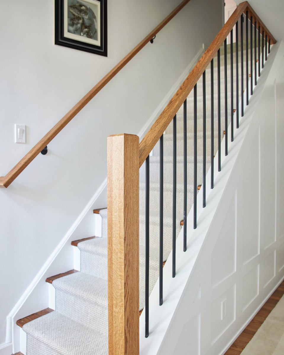 theodellgrp's tweet photo. Mudrooms can be more than a drop zone, it's the first impression your home makes. This Darien renovation #odgxwalmsleyroad transformed an everyday entry into a light-filled, functional space that welcomes you home with timeless design. 📸 @juliadags22 #odgxwalmsleyroad https://t.co/GYJs9iDnmF
