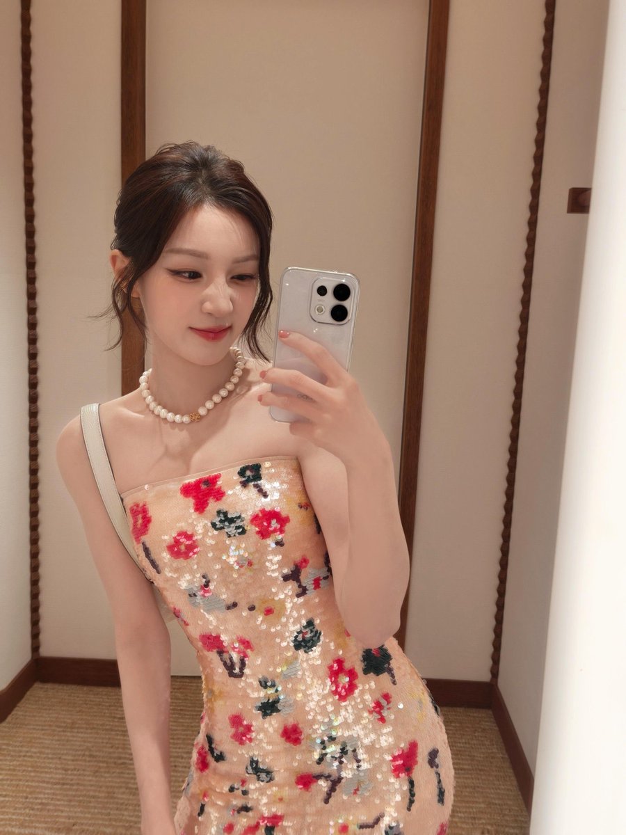 syqfiles's tweet photo. yuqi instagram update https://t.co/gvLfnWQsqs