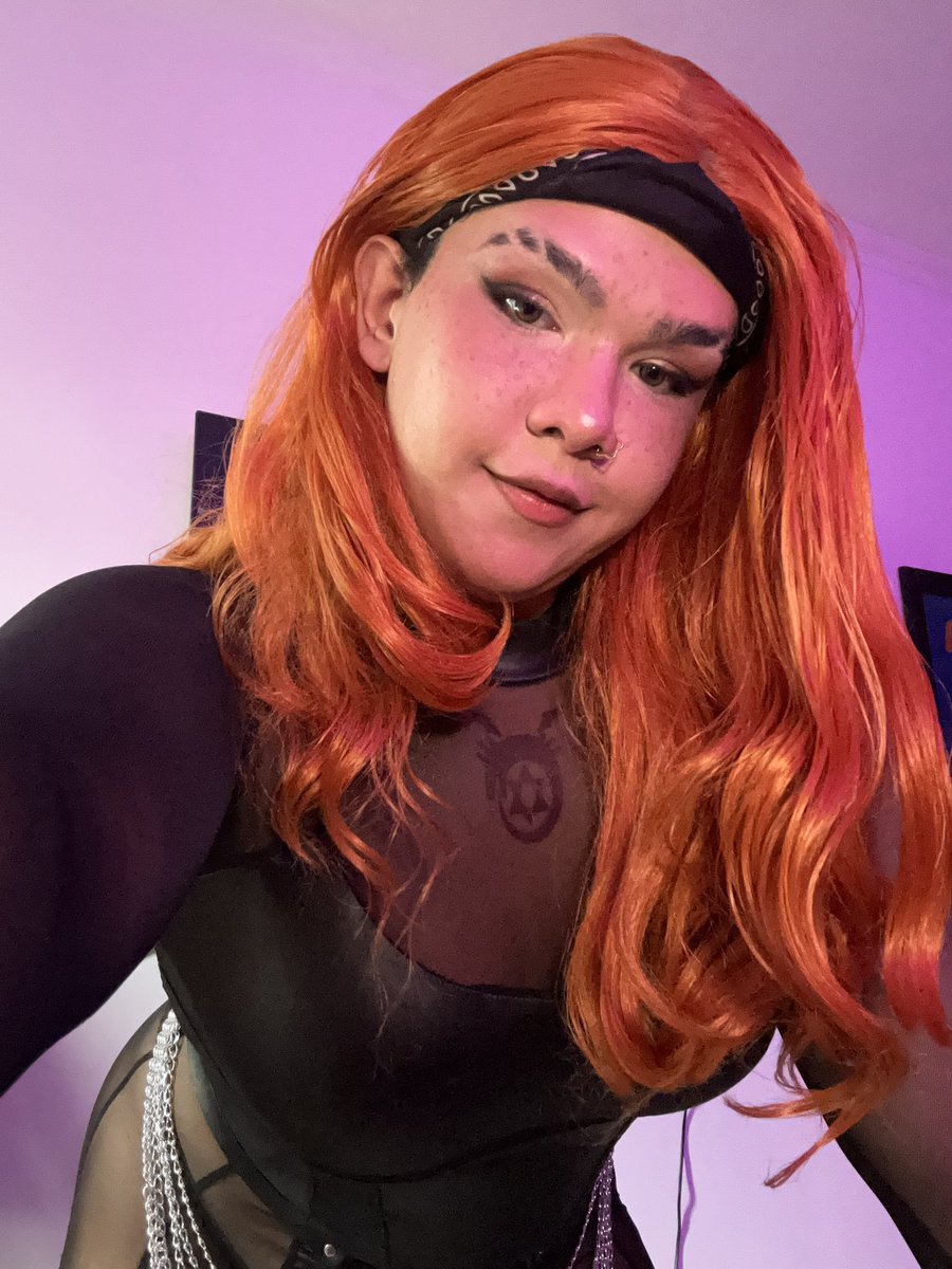 Hazel lush tweet media