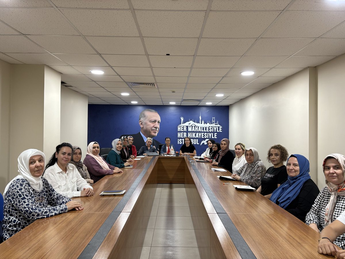 Akkadinsilivri2's tweet photo. Başkanımız  Fatma Karakoç Meto ve İl koordinatörümüz  @yasemincanguloglu Yürütme ve Yönetim Kurulu Toplantımız gerçekleştirildi. https://t.co/Eebpe1URs5