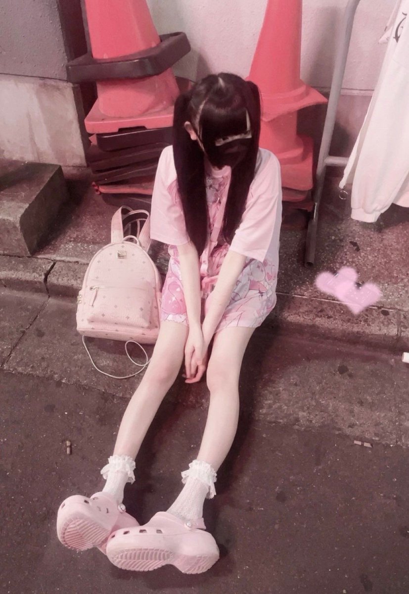 qcwpxw's tweet photo. ねえこの子めっちゃかわいいんだけど
#自撮り界隈 https://t.co/luFOesnh6O
