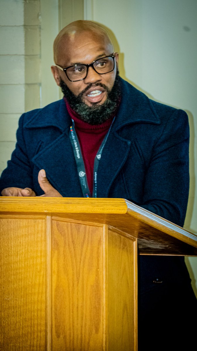 Official_TUT's tweet photo. Hey TUTzens 🎶  
At #AfTA2026, Master’s candidate Mr Kiewiet Pali shared his research on Culturally Responsive Choral Pedagogy. He highlighted how community choirs preserve culture &amp; language, while his toolkit empowers conductors with skills rooted in indigenous methods. https://t.co/kV33r0dJCw