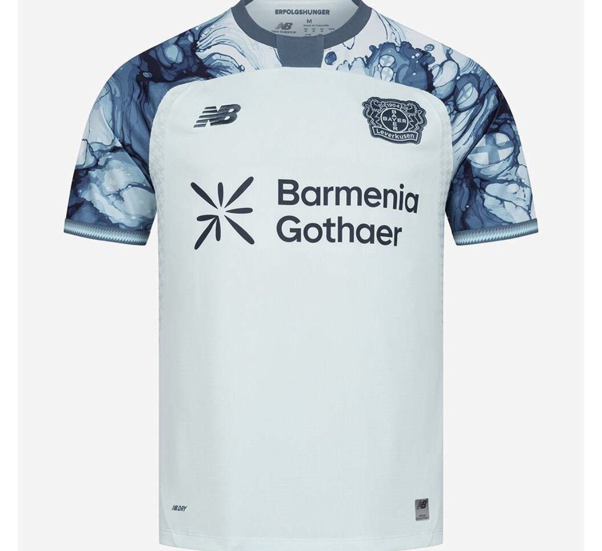 UBK__official's tweet photo. Wie findest du das neue Auswärtstrikot?👕 https://t.co/wzywg3VoQO
