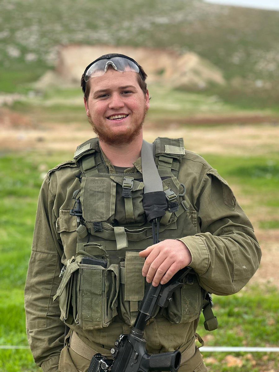shlomopolak580's tweet photo. הלוחם הגיבור משה שמואל נול נפל בעזה היום לפני שנה בדיוק.
שתפו לזכרו של משה שמואל נול גיבור ישראל!! https://t.co/ly3SWzZ9P5