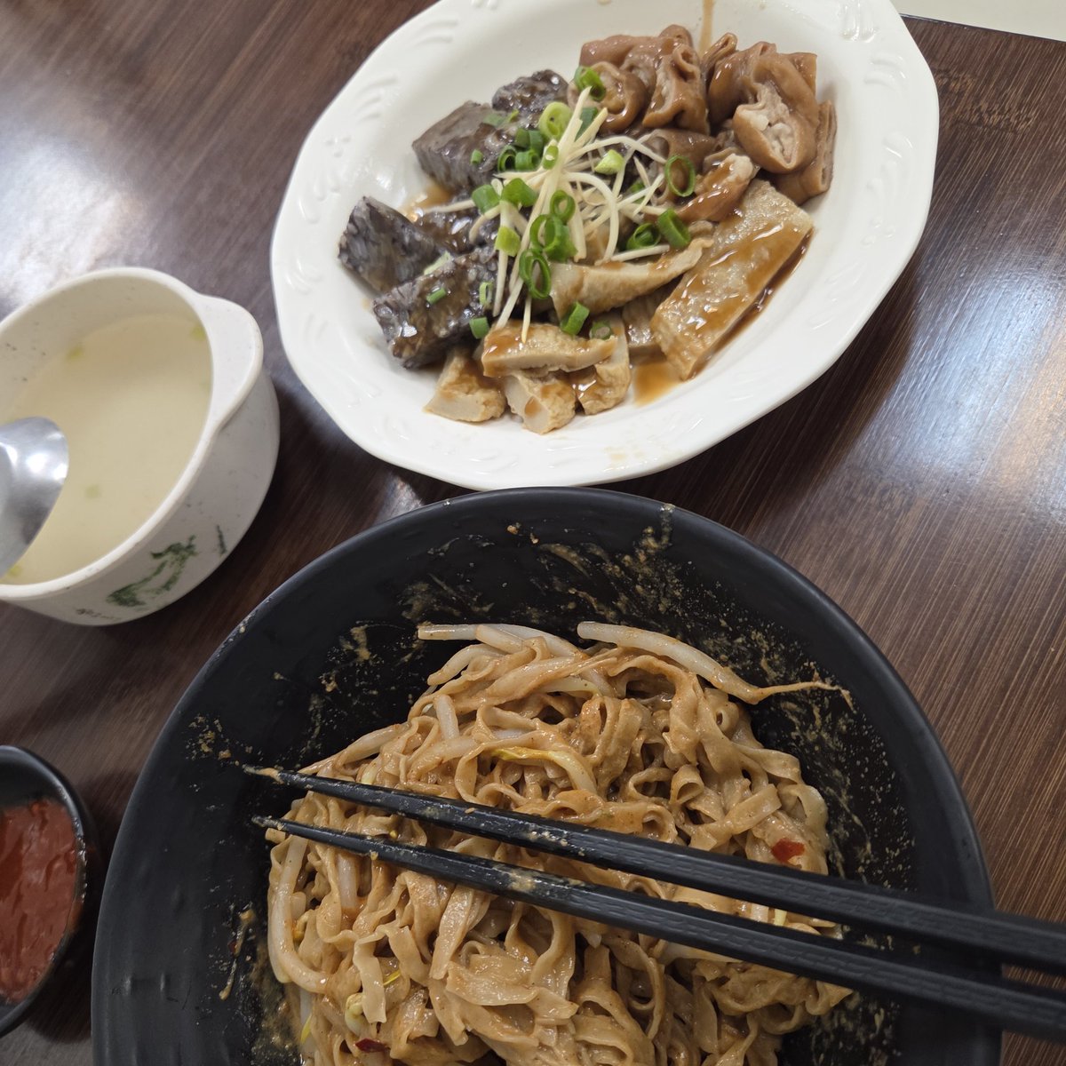 Sloth1314's tweet photo. Ep19 忘記拍今天的咖哩飯了 https://t.co/7jQnjj9SGA
