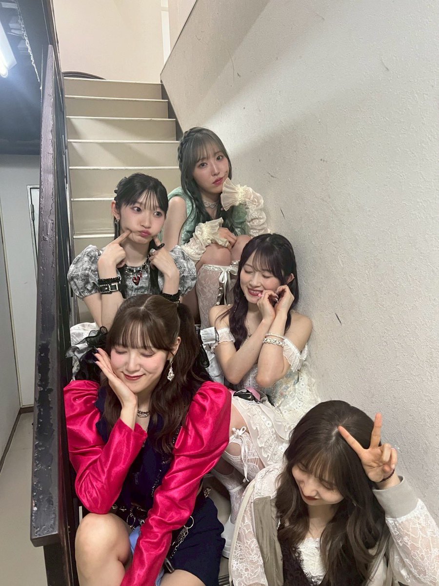 saaya358's tweet photo. 朱琴ちゃん、私ハピバ🎶
もう嬉しくない年齢だけど、家族が祝ってくれて幸せ😌💖 
ラインやDMのバースデーメッセージありがとうございます🩷
ハッピーバースデーの歌を歌えるくらい娘は成長しました！笑
育児とハロオタ両立頑張ります！
これからも家族共々よろしくお願い致します😌💕 https://t.co/dJfgrPpURD