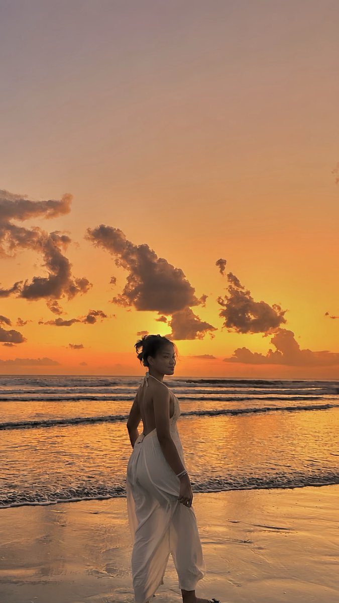 B011015_'s tweet photo. minta tolong fotoin sm stranger https://t.co/V6Q1Nxy4ra
