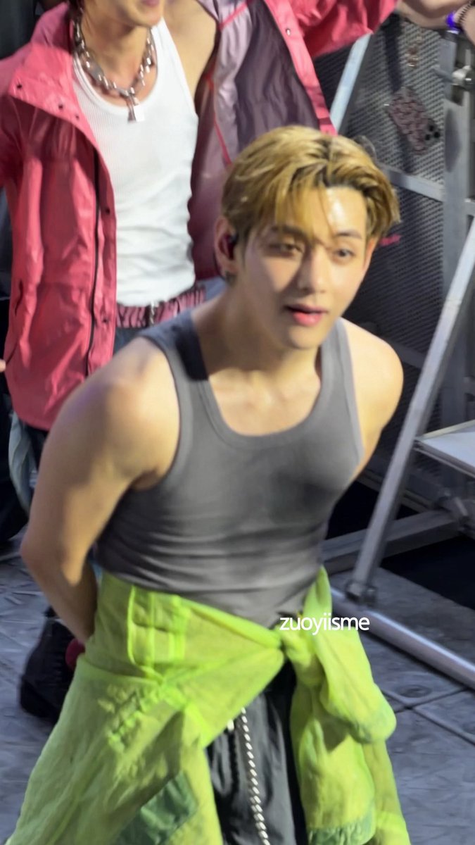 taehyꪜng tweet media