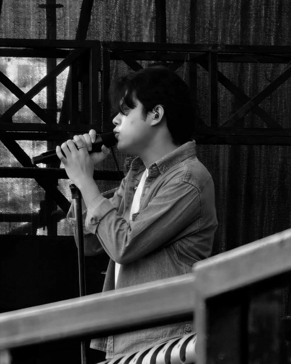 bchrna's tweet photo. — masih edisi rony di bigufest https://t.co/qxJ8z5Jz01