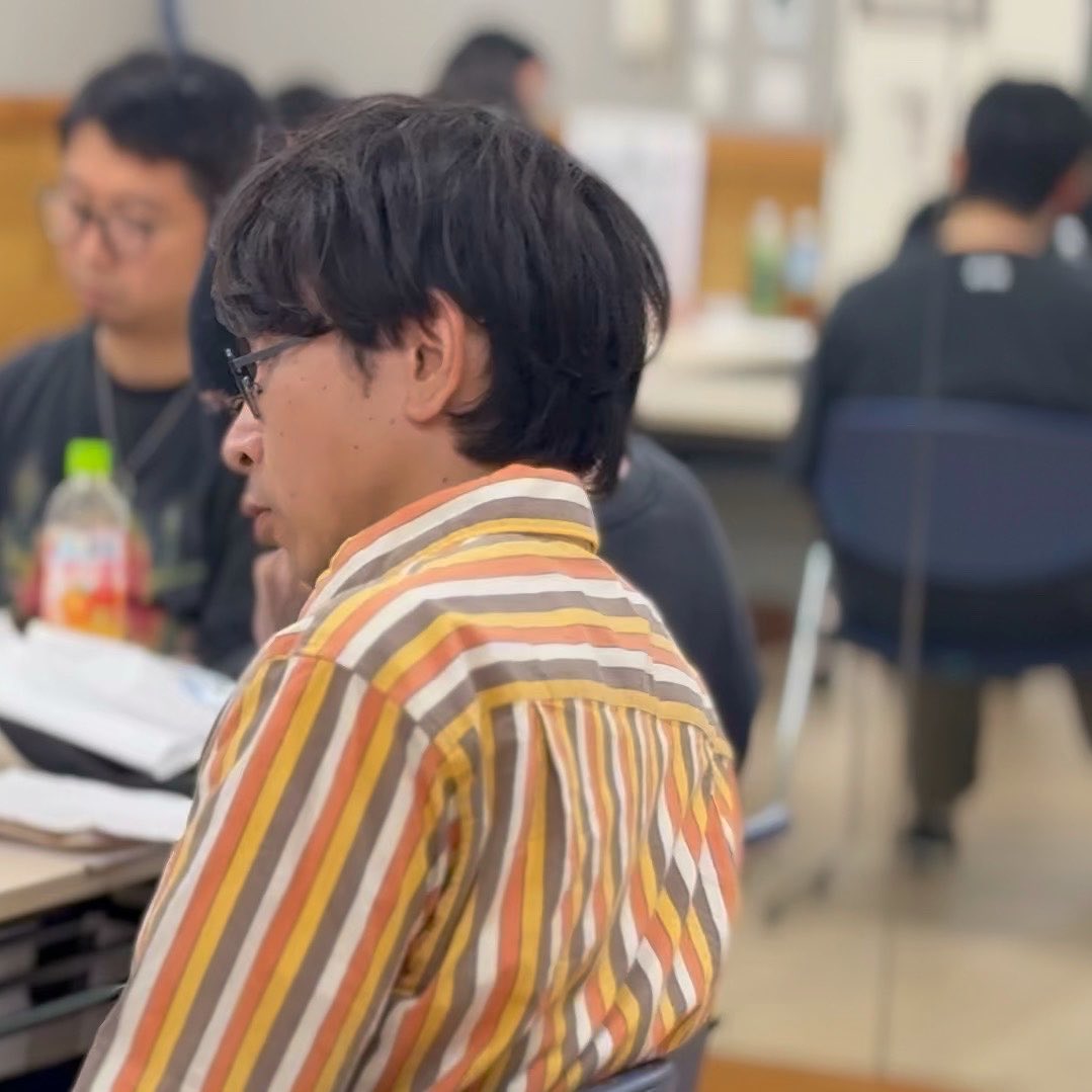 seishunjijou's tweet photo. ／
🛸キャスト紹介🛸
＼

▷コンサル/加賀美秀明
誰かの未来をサポートしたい。自分の事は二の次になっても。それでも明日は自分にもやってきて、何を思おう。

#青春事情 『#あきらめて明日』
2026年7月17日(金)-21日(火)
#新宿眼科画廊

🎫加賀美扱い予約フォーム
https://t.co/XsPPm6aub9 https://t.co/84YW3nNug1