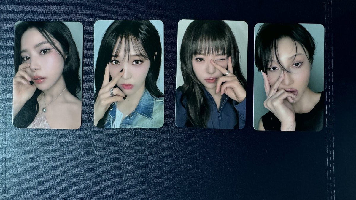 iamokaygoodbye's tweet photo. Please, buy my mamamoo and day6 concert pcs. I love them deeply but I don’t collect them🫶 https://t.co/1kkmi7GSsF