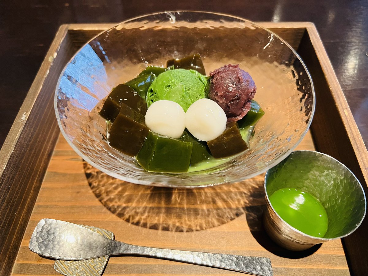 onlytravelKyoto's tweet photo. 京都府宇治市「辻利兵衛本店」さんです😊

お濃茶(上生菓子付)と抹茶ゼリーをいただきました…美味しい♪

落ち着いた店内で席もゆったりとしていてくつろげるお店です🤗 https://t.co/IPER60HmQz