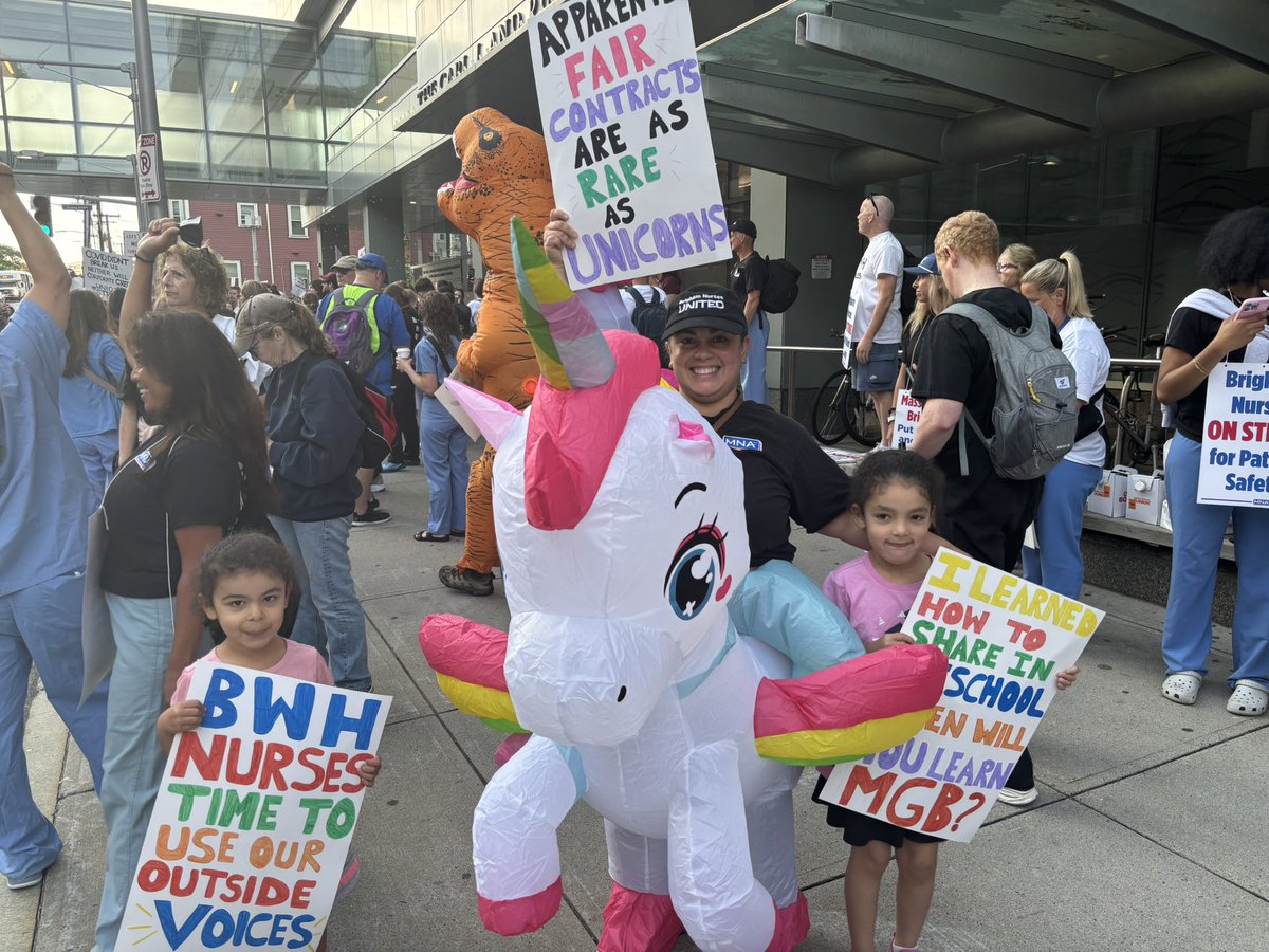 MassNurses's tweet photo. Brigham nurses on strike for respect and patient safety!!!!! MGB billionaires forced a strike because of corporate greed! #StandWithNurses https://t.co/fqEHsGgaqx