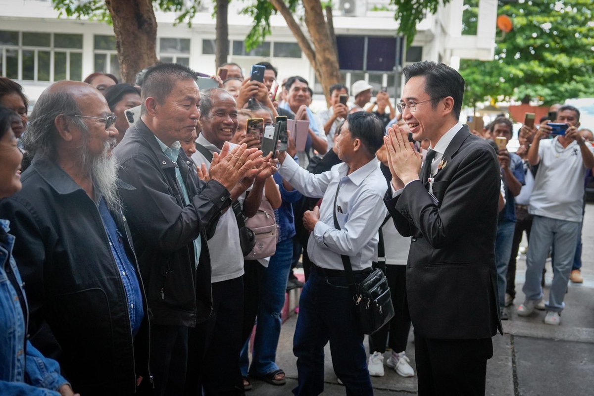 joeycmu1's tweet photo. เร่งช่วยชาวบ้าน เพราะความเดือดร้อนรอไม่ได้

“รองนายกฯ เชน” ประธานแก้ปัญหาเกษตรกรอีสานฯ จ่อชง ครม.เยียวยา 8 โครงการใหญ่ “ฝายราษีไศล-โปร่งขุนเพชร-4 อ่างเก็บน้ำ” กว่า 5 พันราย พร้อมตั้งคณะทำงานเกาะติดผลสัมฤทธิ์ https://t.co/vpotebmKw4