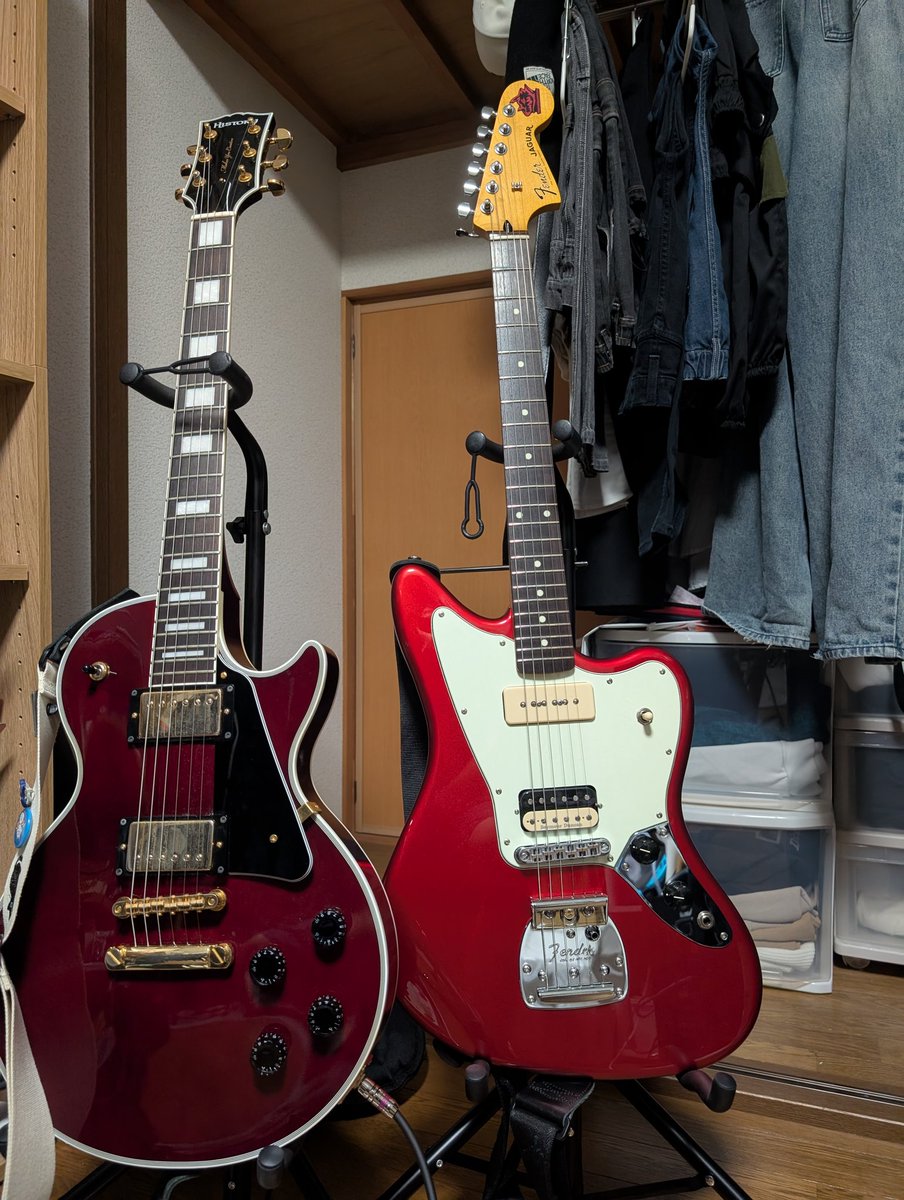 kitunenoage's tweet photo. Fender / Jean-Ken Johnny Jaguar
2本目のギターをお迎え！
自分が1番大好きなバンドのギターを持ててめちゃくちゃに嬉しい！
目指せJean-Ken Johnny！！
#MWAM
#ジャンケンジョニー https://t.co/kvRKGMuoQx