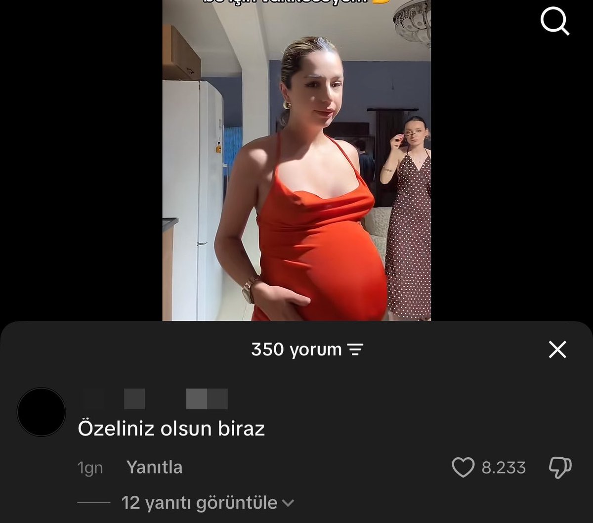 buyulenenmemnun's tweet photo. hamile gobegini saklayamadigi icin ozur de dilesin mi https://t.co/kdD3fwXr8e