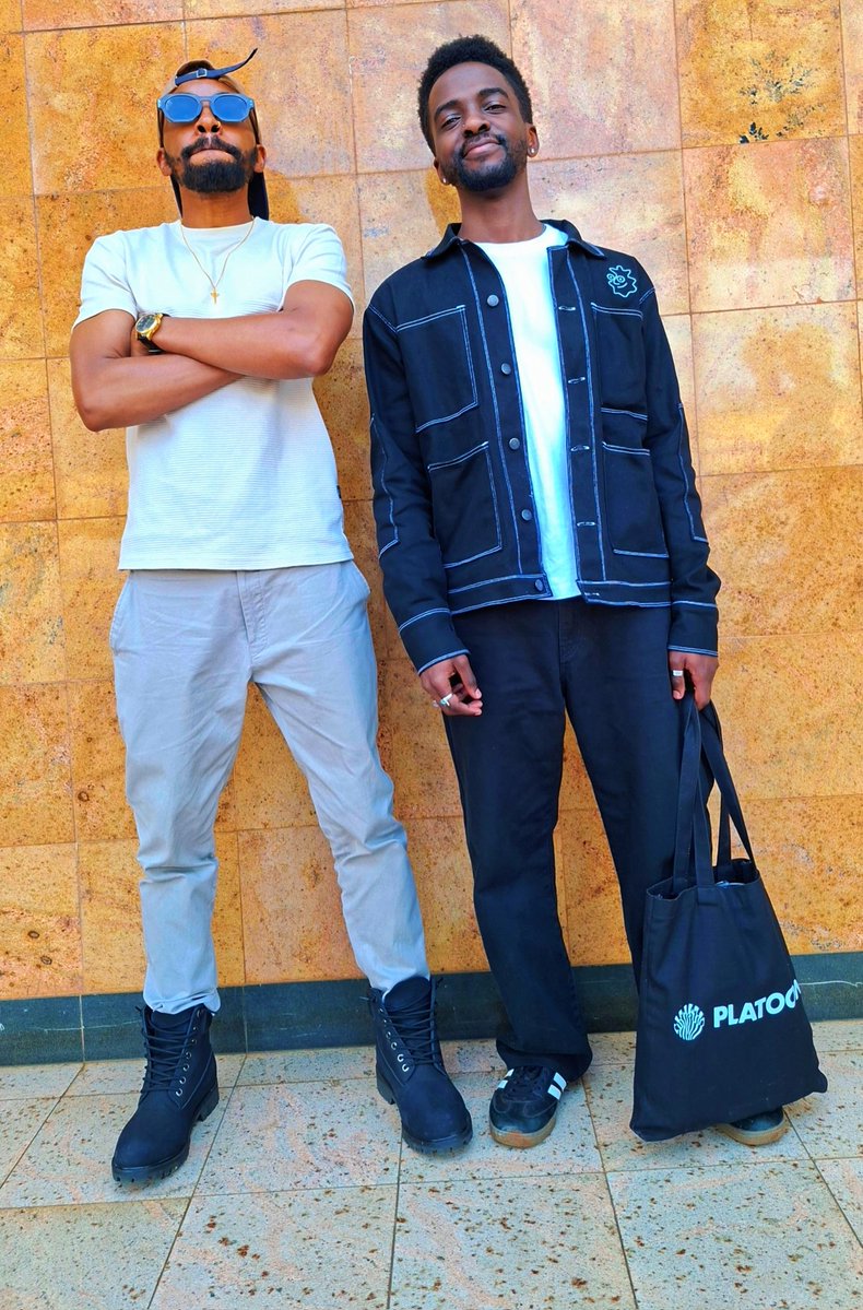 HomeboyzRadio's tweet photo. Jam Session was litπ₯π₯Andy Young catching up vibe with Maali . Nothing but good vibes. π₯πΆ
#thejamsession #andyyoung #maali https://t.co/nZKDcsRr7g