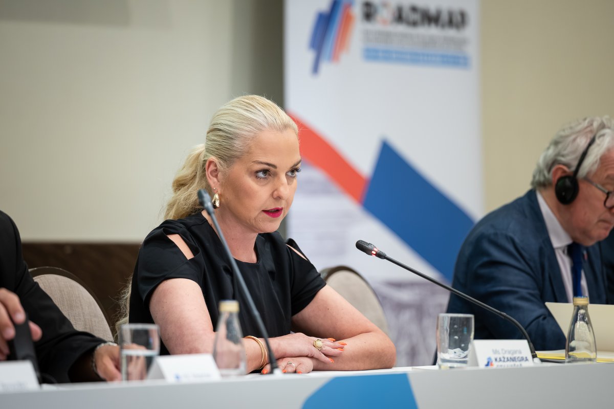 UNDP_SEESAC's tweet photo. 15th WB Roadmap Coordination Meeting has started in Podgorica, supported by🇪🇺🇩🇪🇫🇷

Progress of #Roadmap2030 reviewed on:

👉Legislation harmonisation
👉Criminal justice response
👉Countering firearms trafficking
🔑Advancing shared goals for effective SALW control.

#SaferRegion https://t.co/z8Q1llGc4C