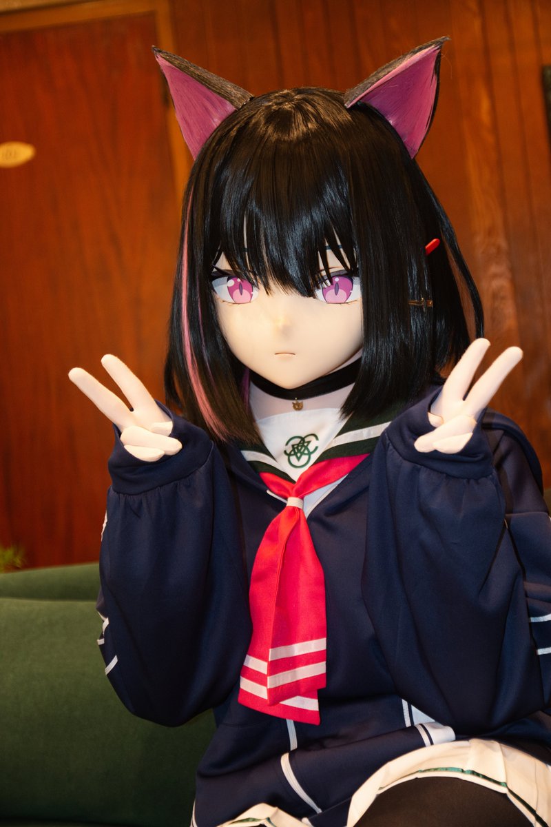 thank you for 700 ✌️ #着ぐるみ ph. also by @ChorusFlower_