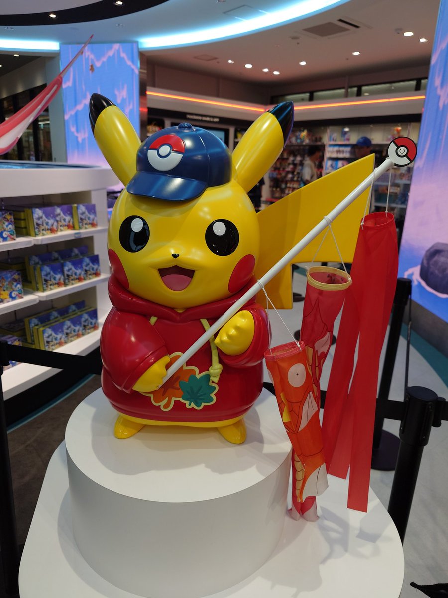 先日足を運んだポケモンセンターヒロシマ、店内には移転オープン時に