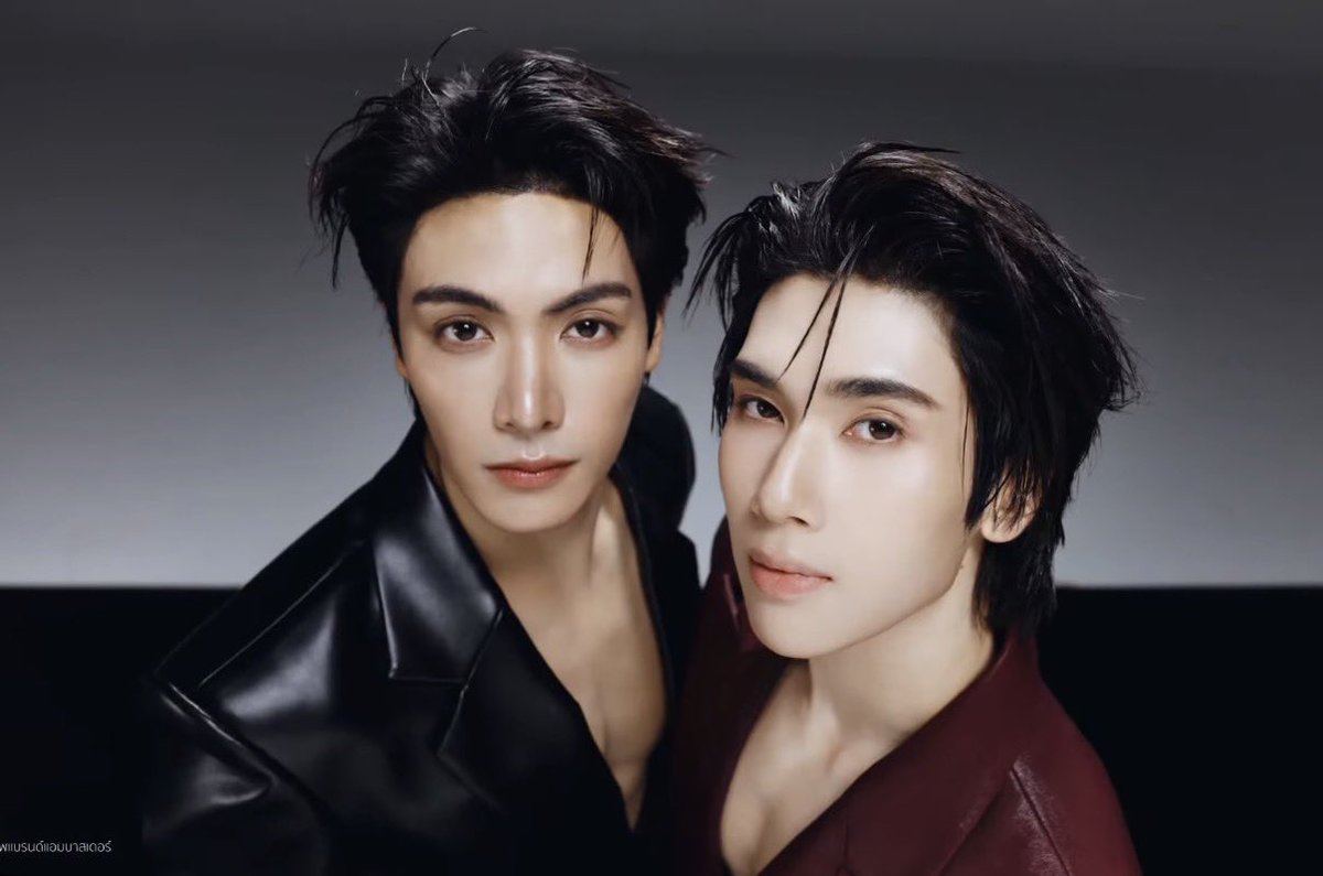 boobeiboi_'s tweet photo. ห้ะ ใจยิ่งห้ามยิ่งหวั่นไหว ทำไมต้องเป็นแบบนั้น อยากลบความผูกพัน ที่ฉันนั้นมีต่อเธอ ยิ่งเจ็บยิ่งรักไม่เข้าใจ ยิ่งเกลียดเท่าไรก็ยิ่งเจอ ทำไมต้องรักเธอ ได้แต่ถามใจ ทำไมนะทำไม https://t.co/hJs0pBBRCw