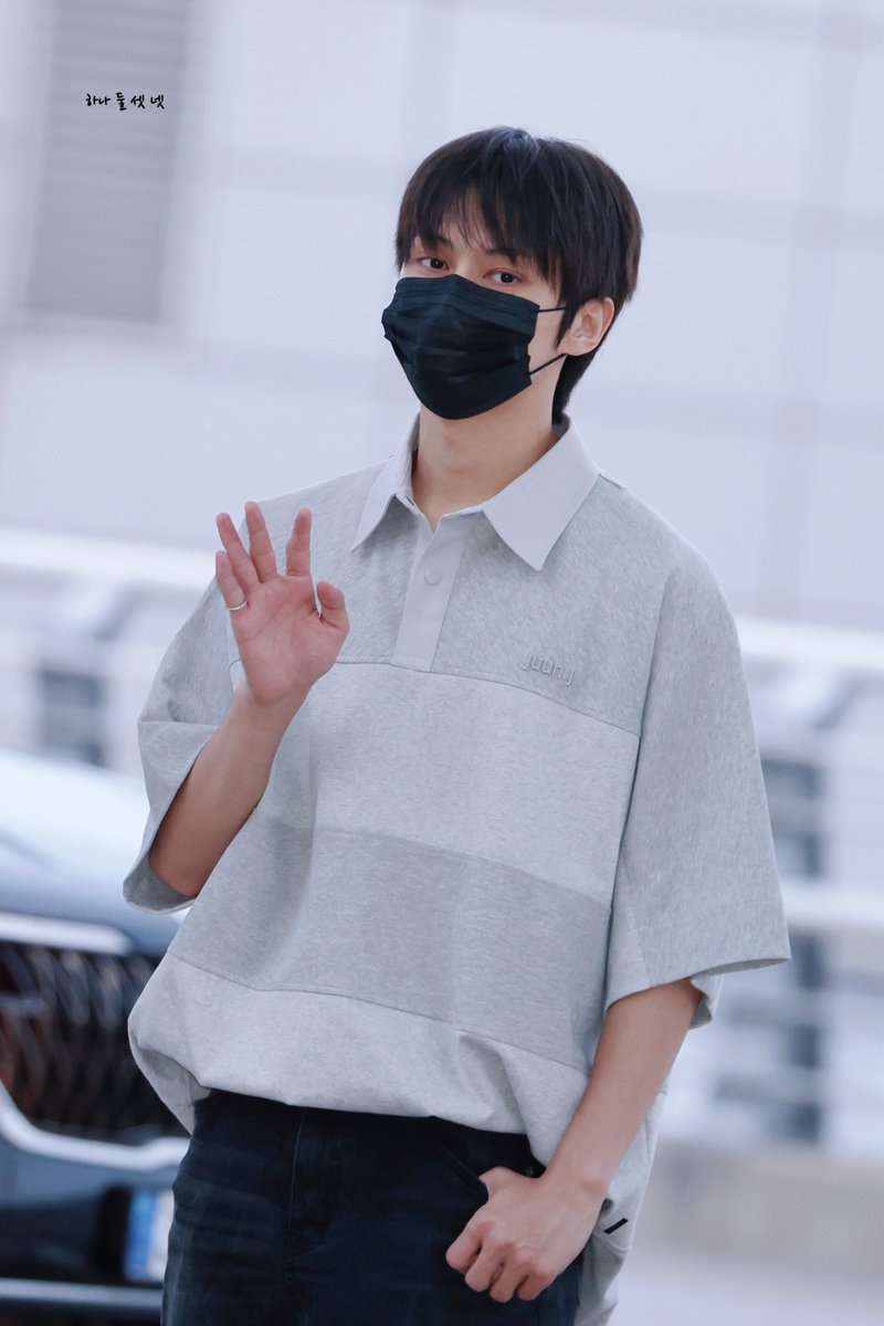 seventeen_1234_'s tweet photo. #세븐틴 #SEVENTEEN 
#JUN #文俊辉 #문준휘 #준
#Happy_JUN_Day

260708 인천 출국 https://t.co/OVYbagMtxh
