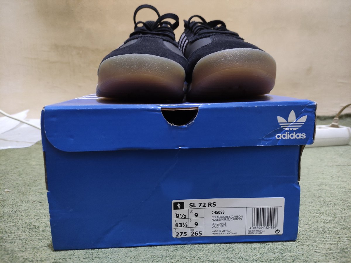 Rexarone's tweet photo. #WTS ADIDAS SL72 RS
-100% original beli di ADF Outlet
-Size 43,5 (27,5 cm)
-Kondisi bener-bener like new, hanya used 1x di ruangan indoor
-Fullset box dan tag lengkap
-Harga 850k net (harga retail 1,6 juta)
Direct TF/Shopee only, minat pm atau hubungi wa 08979456078 https://t.co/SwGJ9YEXea