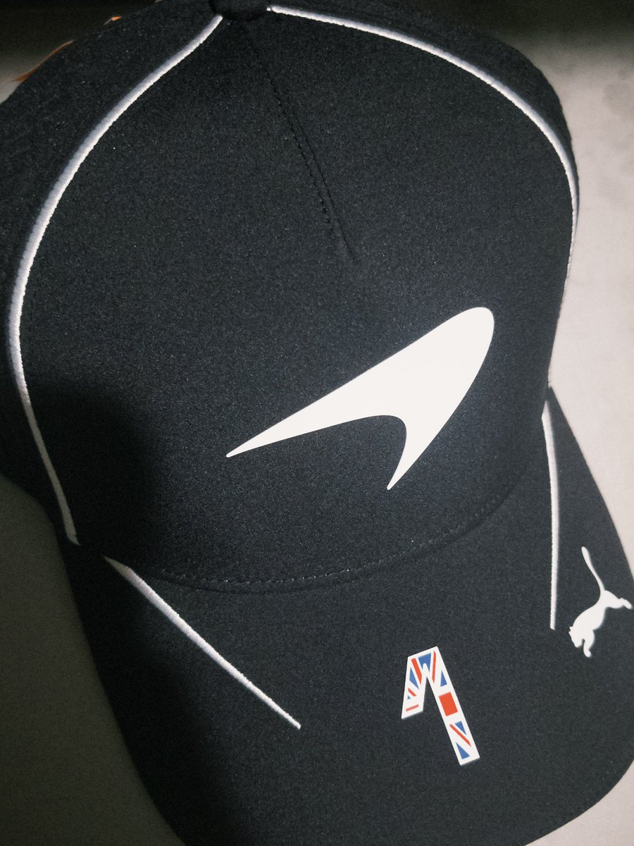 joonspillar's tweet photo. in honor of lando’s p4 in silverstone (i was doomposting all week) i bought his 2026 silverstone cap!! my first cap with the number 1!!!! https://t.co/qx0sEYoYFo