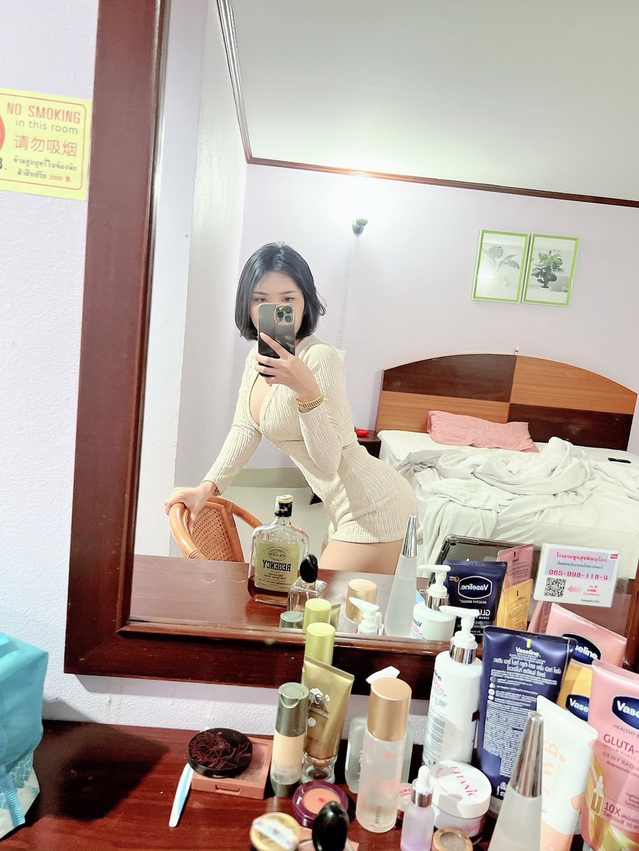 AthenaMich9478's tweet photo. หน้ากระจก https://t.co/ockvtOjcWR